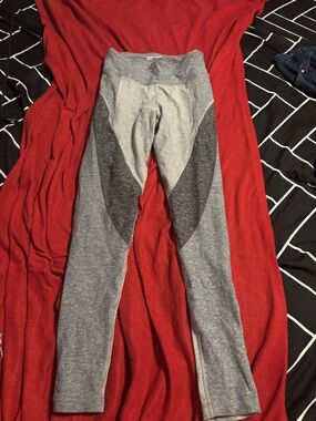 Gray Seamless Athletic Leggings